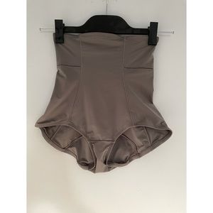 Eres High Waisted Bottom Size 38